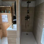 Maison Familiale Piscine Jaccuzzi