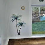Maison Familiale Piscine Jaccuzzi *