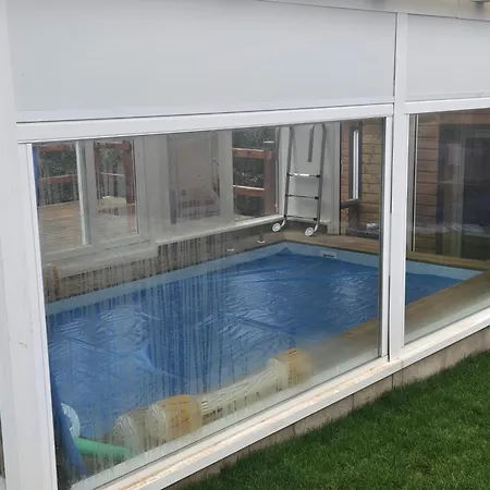Maison Familiale Piscine Jaccuzzi *