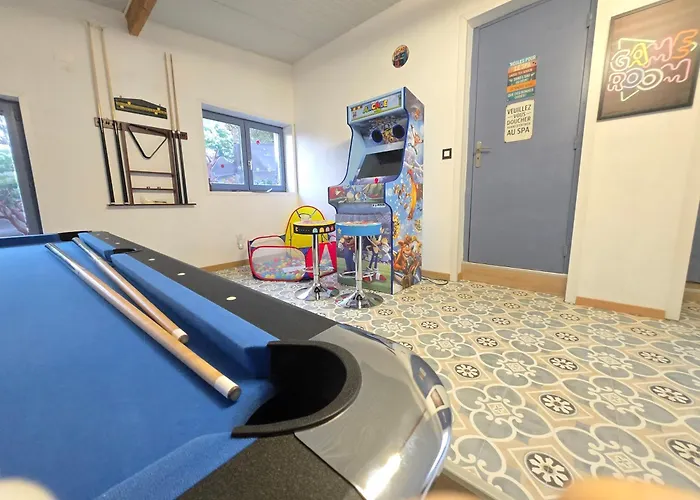 펜션 Maison Familiale Piscine Jaccuzzi Boubers-les-Hesmond