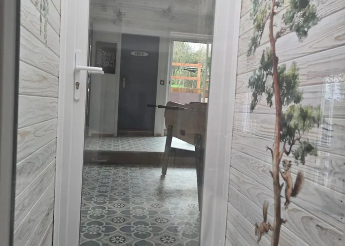 Maison Familiale Piscine Jaccuzzi *