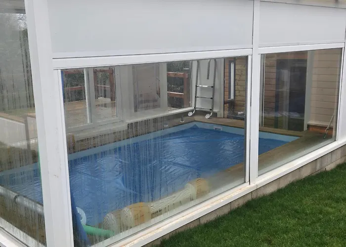 Maison Familiale Piscine Jaccuzzi *